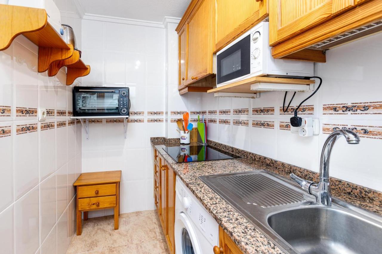 Сomfortable Apartament Caballero De Rodas Торевиеха Екстериор снимка